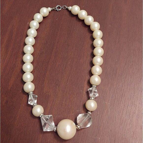VTG Pearl Rhinestone Statement Necklace - Picture 3 of 8